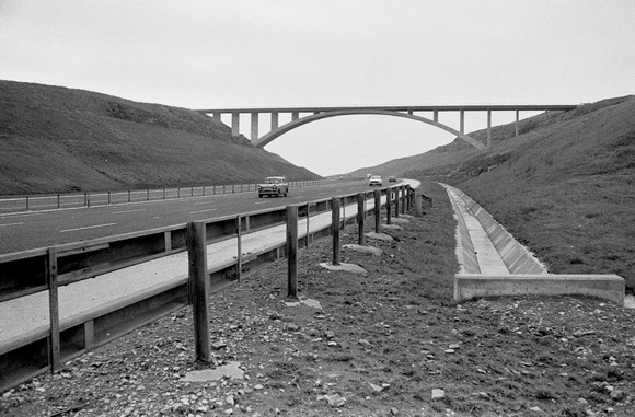 M62 - 1971 - Just after opening in December 1970.