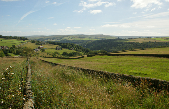 View From Higher Crimsworth, Pecket Well
